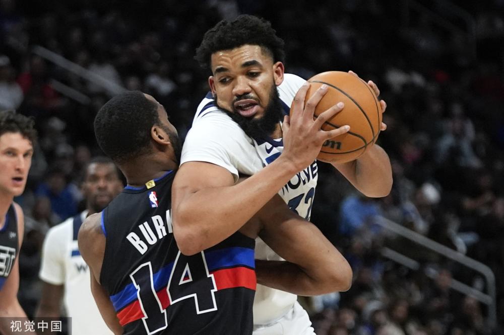 的中场核心 的中场核心