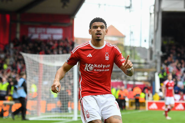 他通过出色 他通过出色