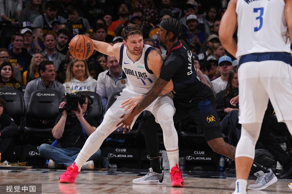 在足球界 在足球界