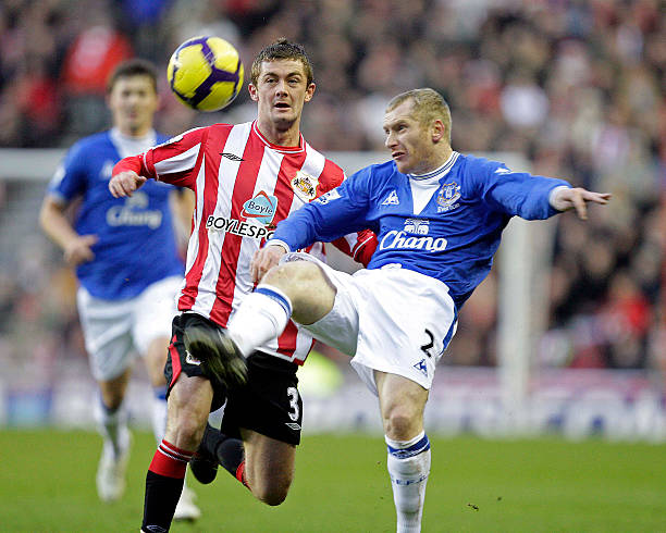 在激烈的英 在激烈的英